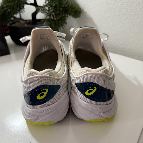 ASICS Cream and Teal Sneakers - Picture 3 of 7